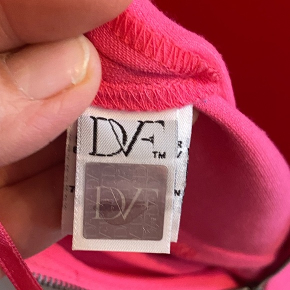 Diane Von Furstenberg Carpreena Mini Gardenia pink Stretch Knit Sheath Dress - Picture 7 of 7